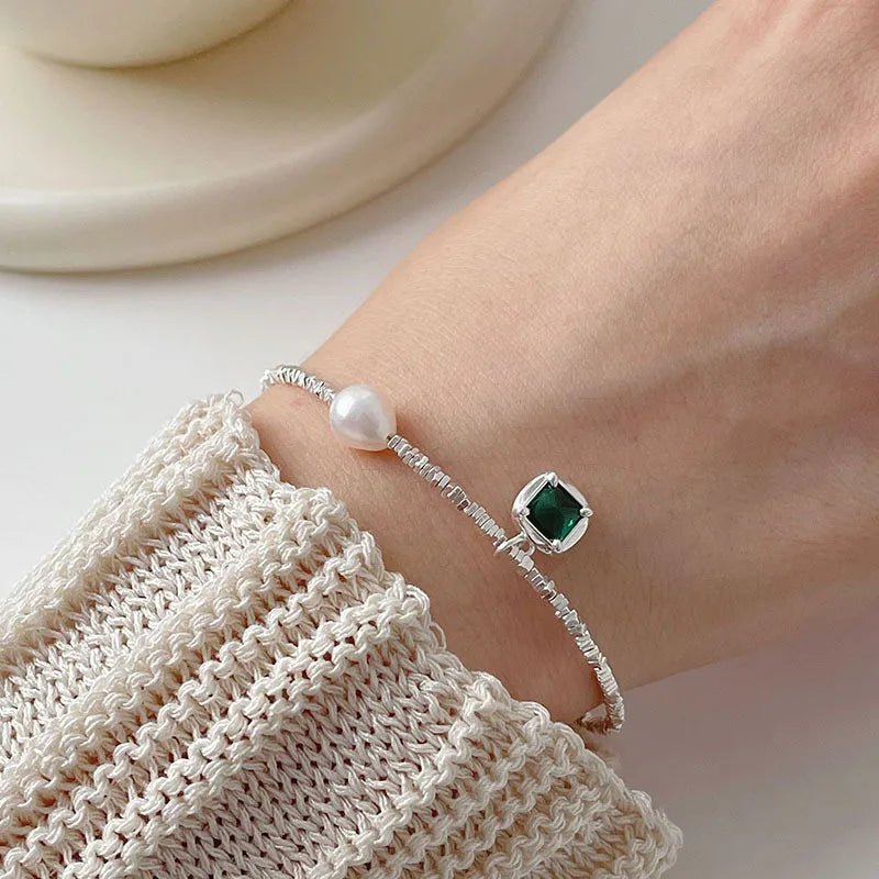 925 Sterling Silver Emerald Green Pendant Pearl Necklace for Women